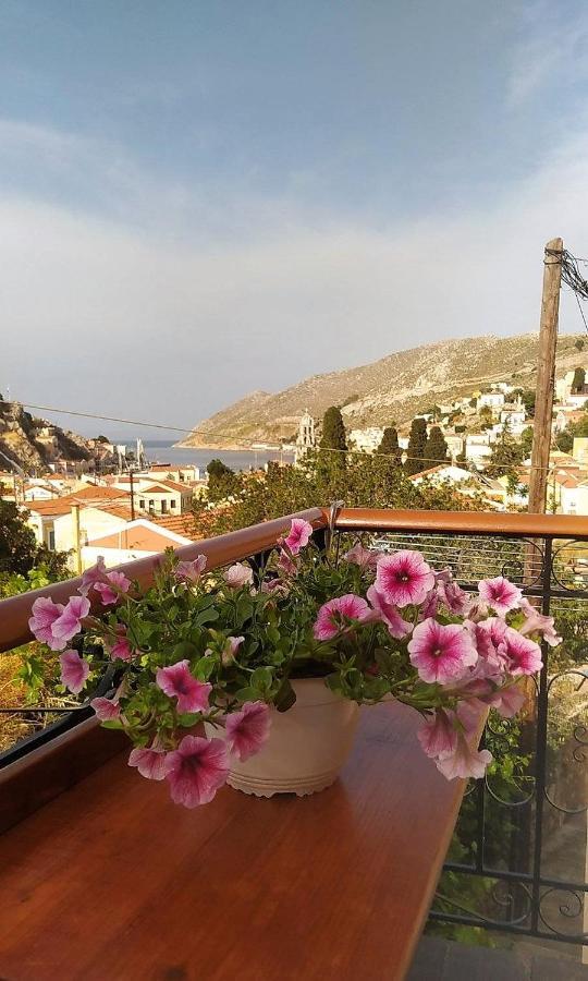 Grandma'S House Apartment Symi Exterior photo